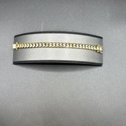 Cuban Link Bracelet 
