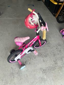 Pink Minnie Mouse Child kid Disney bike