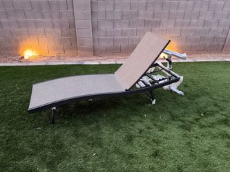 SunVilla Sling Chaise Lounge