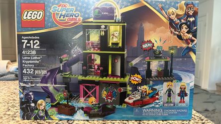 LEGO DC Super Hero Girls Lena Luthor Kryptomite Factory 41238