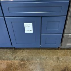 Navy Shaker Bathroom Vanities 30" - Left Side Drawers