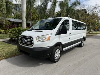 2019 Ford Transit 350 XLT 15 Passenger Low Roof 