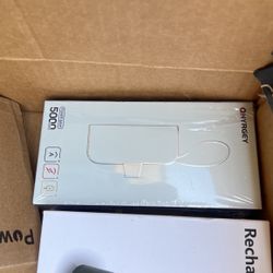 Moving Out! Power Bank