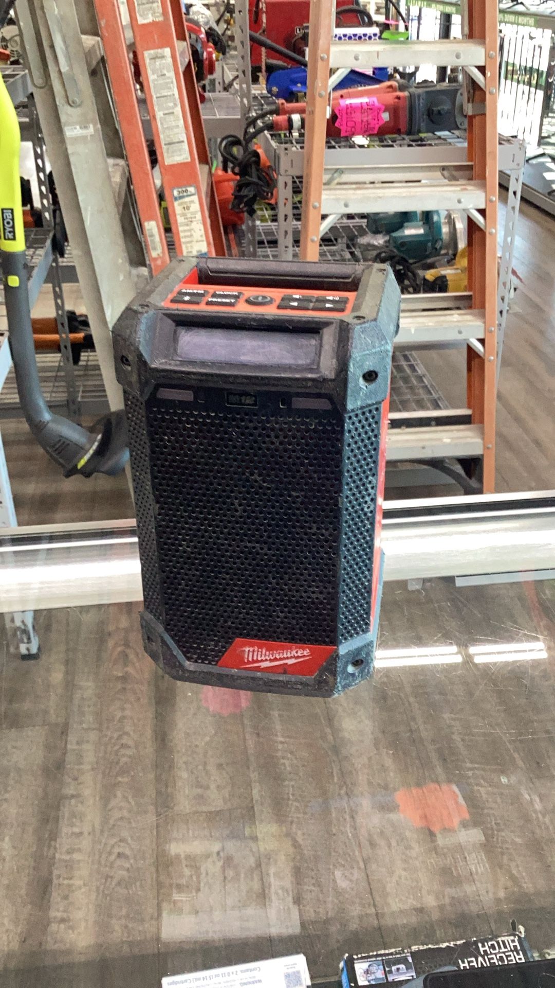 Milwaukee Bluetooth Speaker M12