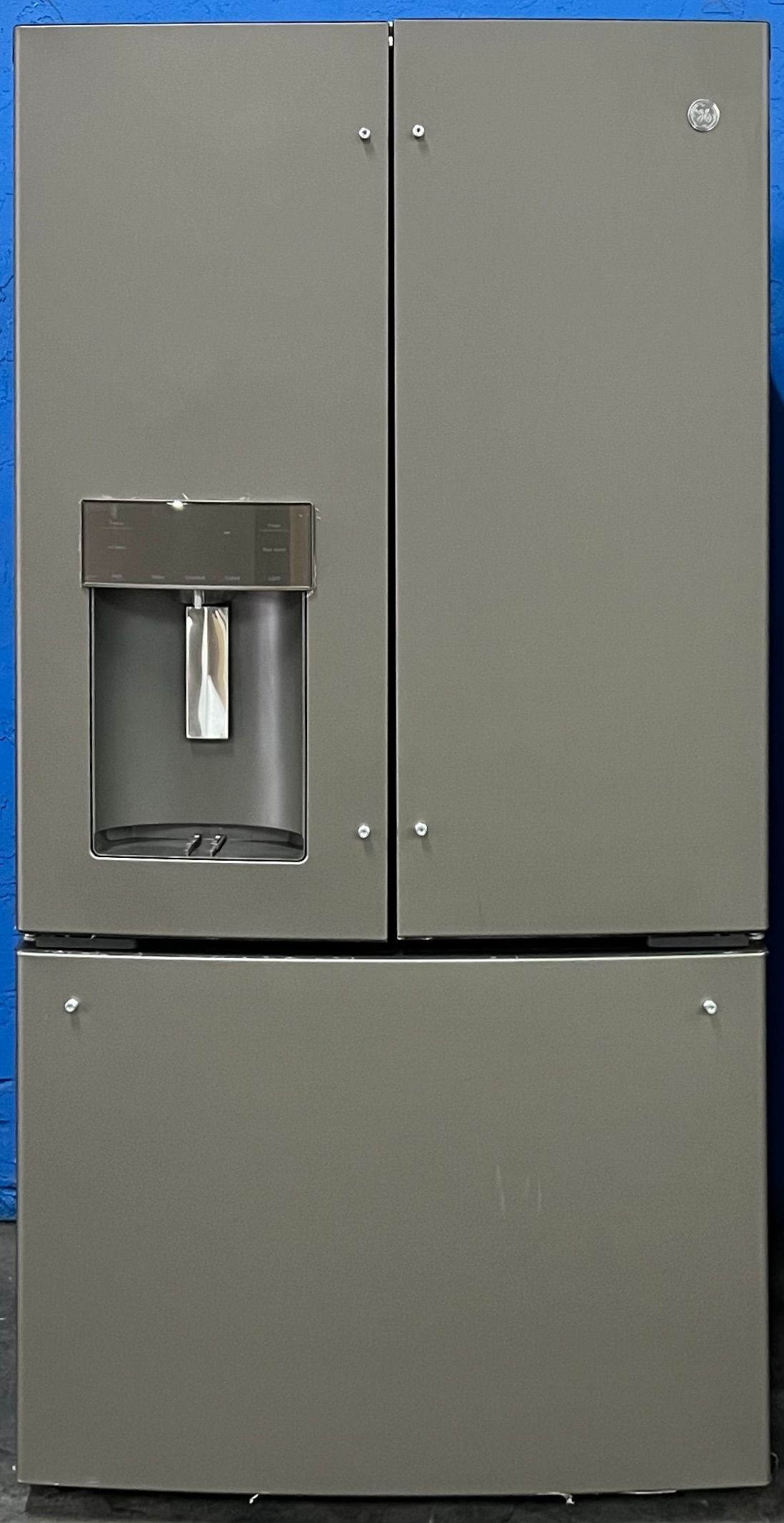 GE Refrigerator French Door GFE28GMKES 01413 .