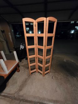 Door divider