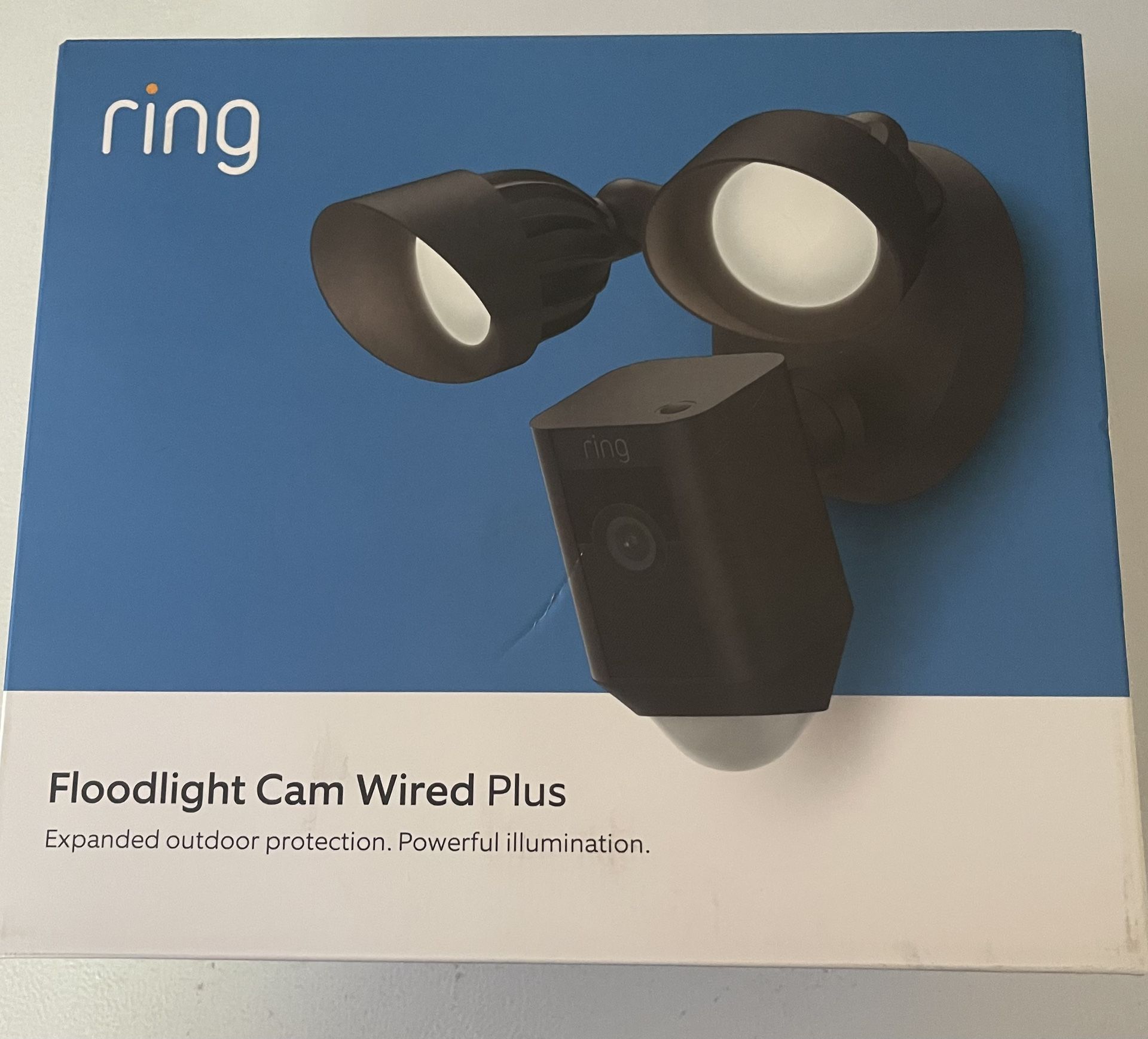 Floodlight Cam Plus