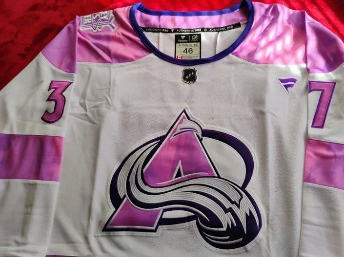 Colorado Avalanche Hockey Fights Cancer Practice Jersey 