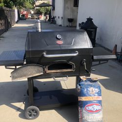 Charcoal Grill. Bbq Grill 