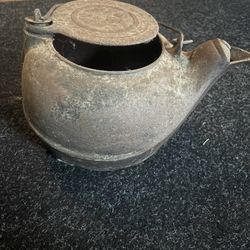 Extremely Heavy and Well Made Cast Iron Kettle.