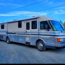 94 Pace Arrow 36' Ft motorhome Diesel Cummins