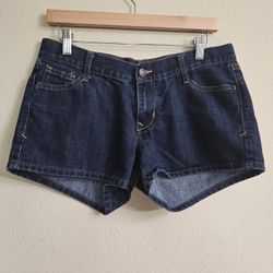 Old Navy Shorts Womens Size 6 The Diva Jean Regular Dark Denim Pockets
