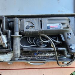 Black & Decker 5014 3/4" Rotary Hammer With Metal Case And Approx. 20 Bits