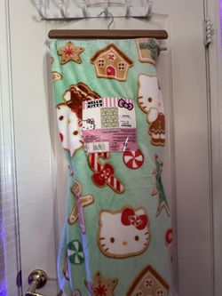 Hello Kitty Christmas Blanket 