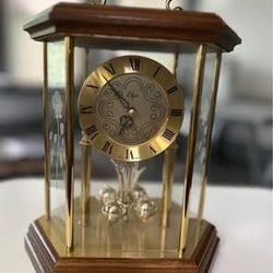 Vinatage  Westminster Quartz Hexagon Anniversary Pendulum Clock West Germany