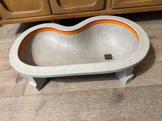 Tech deck pool