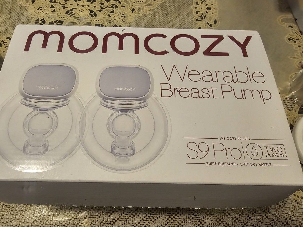 Momcozy