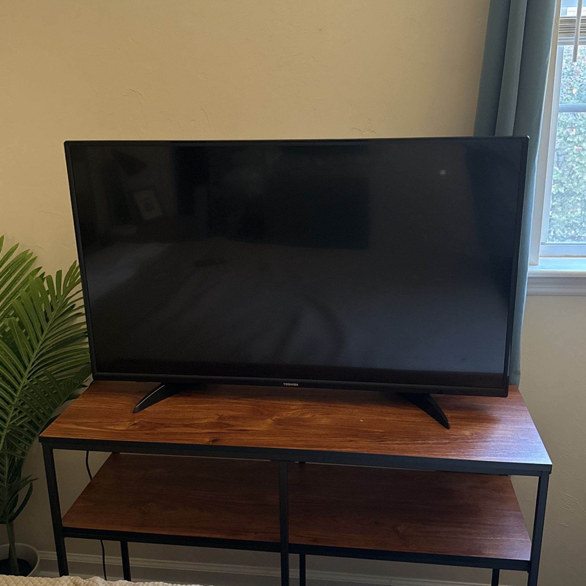 Toshiba SMART TV 42”