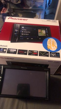 Pioneer radio