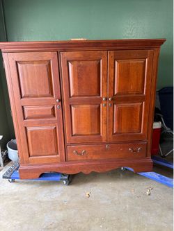 Tv console /