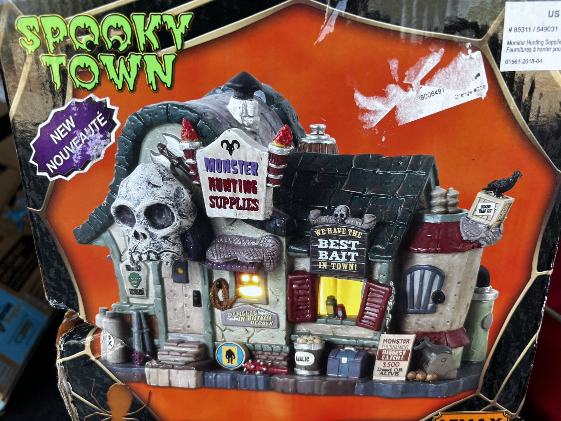 2018 Lemax Spooky Town - Monster Hunting Supplies