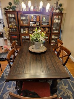 Pottery Barn Dining Set (8 People Seating/ 6 CHAIRS/ 2 sleeve Extensions) Plus 3 Piece Hutch Set