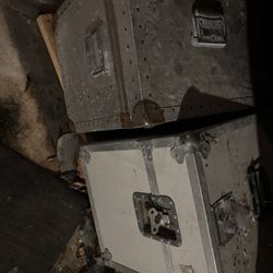 Chief Nostalgic Carrying Cases 