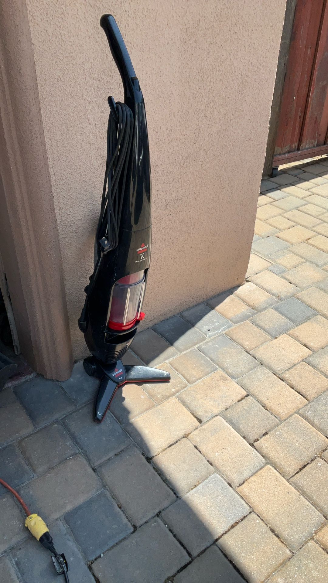 Bissell v Vacuum $25.00