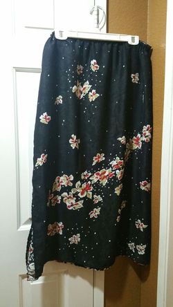 Reversible skirt
