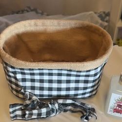 Buffalo Plaid Burlap Lined Basket