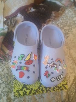Cape Robbin crocks