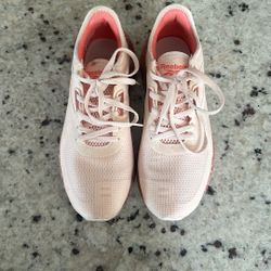 Reebok Size 6