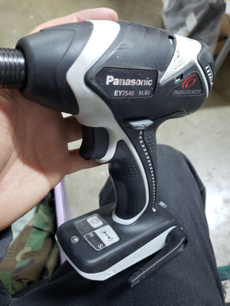 Panasonic Impact Driver Drill Driver No Batteries No  Charhers
