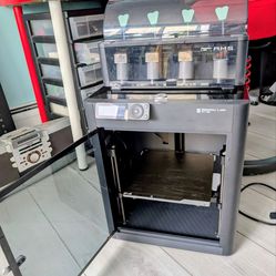 Bambu Lab P1s 3d Printer with AMS