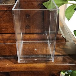 Clear Cube Holders