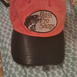 BASS PRO SHOP  WITH DEER SKIN LEATHER 