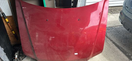 Red Hood Ford Escape 2012