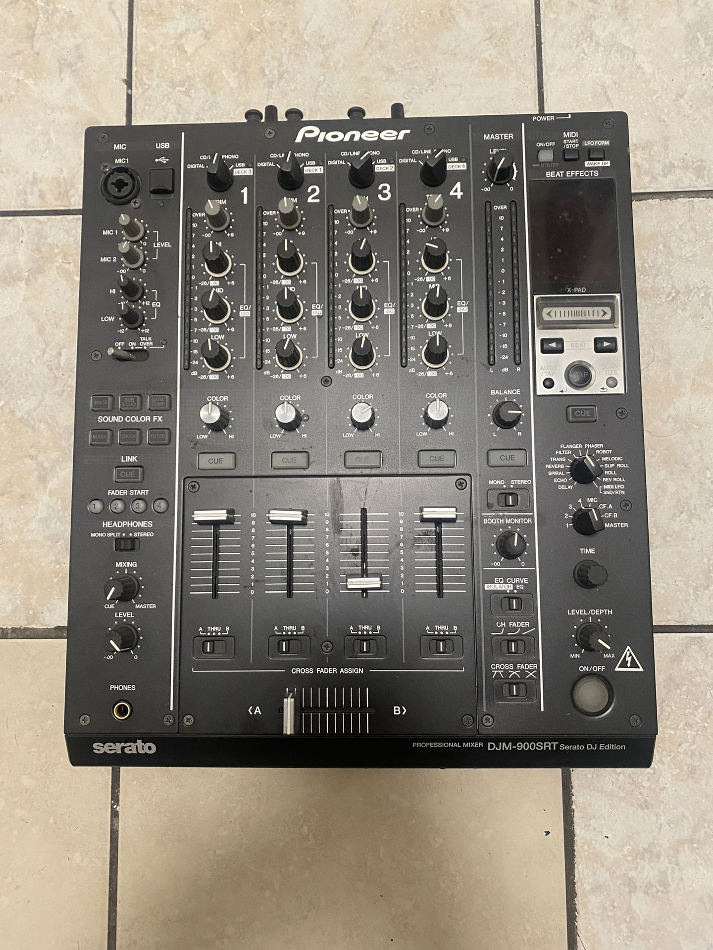 DJM 900SRT Serato DJ Edition