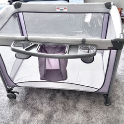 GENDER NEUTRAL PACK AND PLAY 