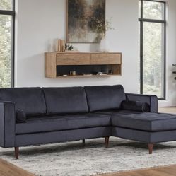 Roxy Black Sectional 
