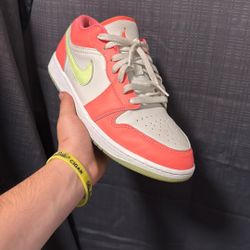 “Lave Glow” Jordan 1 Low
