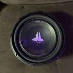 JL Audio 12W1v3-4 subwoofer