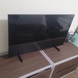 Samsung AU8000 4K Crystal UHD LED smart TV