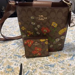 New Coach Purse And Wallet 