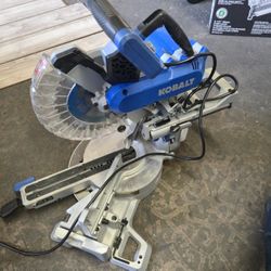 Kobalt Compact 10-in 15-Amp Dual Bevel Sliding Compound Corded Miter Saw #5829