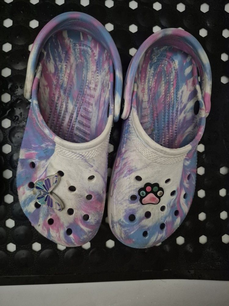 Crocs