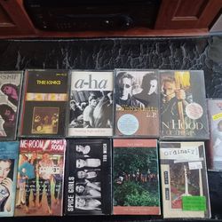 11 POP MUSIC CASSETTE TAPES LOT $60 FINAL PRICE READ DESCRIPTION AND SEE ALL PICTURES