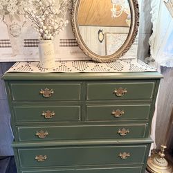 Beautiful Green & Gold Farmhouse Dresser