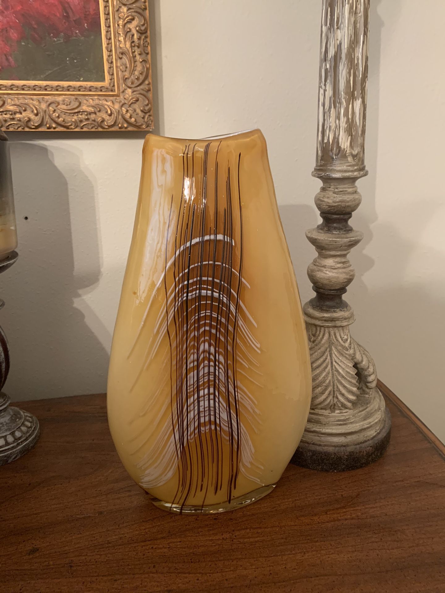 Glass vase