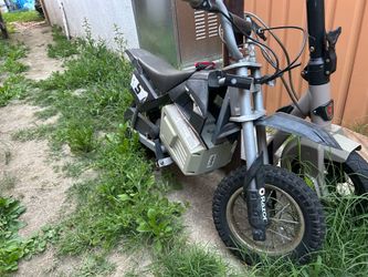 Razor mx350 with charger works good